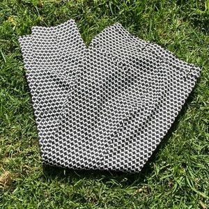 ❌donated ❌ [H & M] Printed Cropped Pants